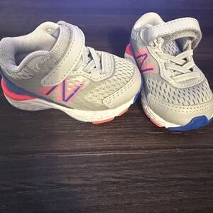 New Balance  shoes